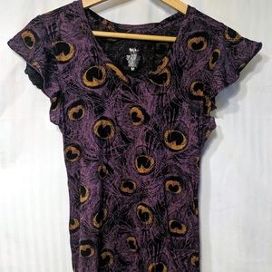 Sale! 3/$15 Peacock Feather V-neck Tee